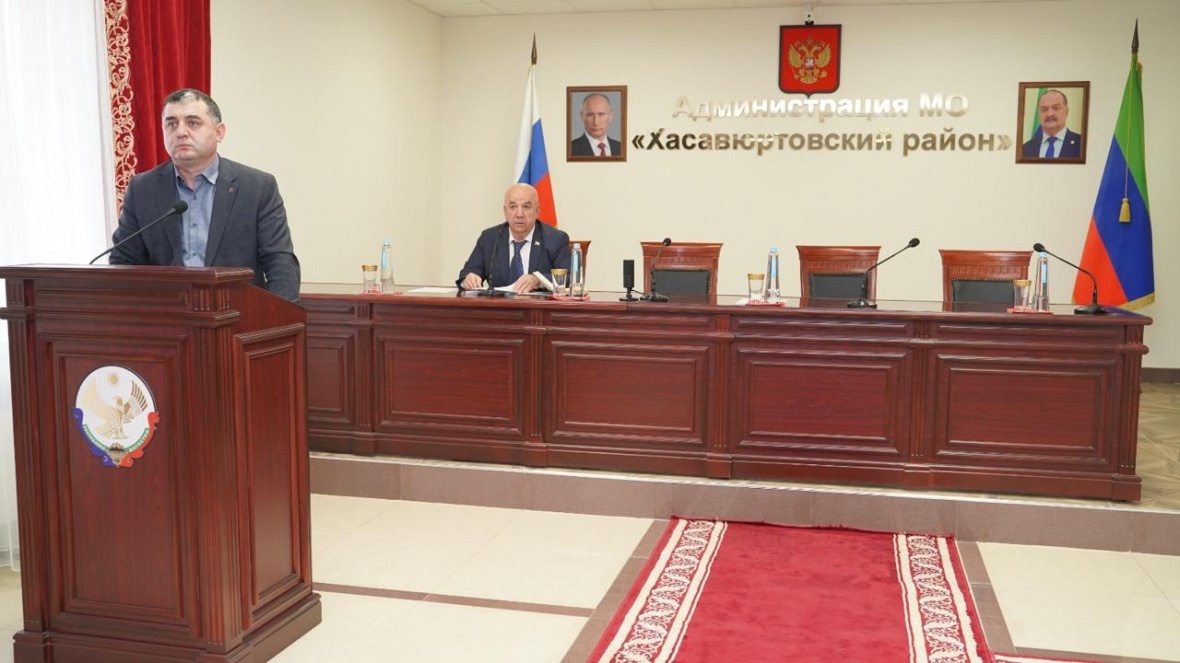 В Хасавюртовском районе прошли публичные слушания по рассмотрению проекта Устава муниципального района  в новой редакции